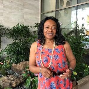 Meet your Posher, Edna